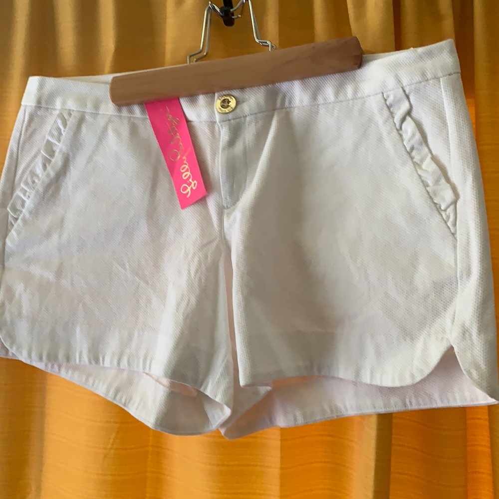 NWT Lilly Pulitzer Adie ruffle short  size 8